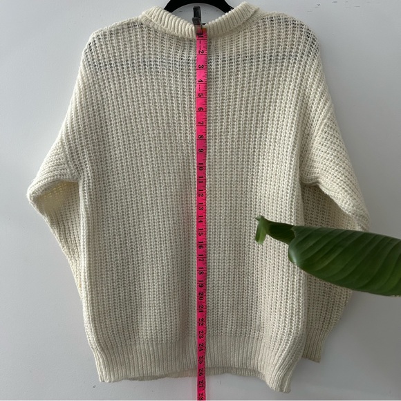 ❌SOLD ❌ Vintage Sweater - Picture 11 of 14